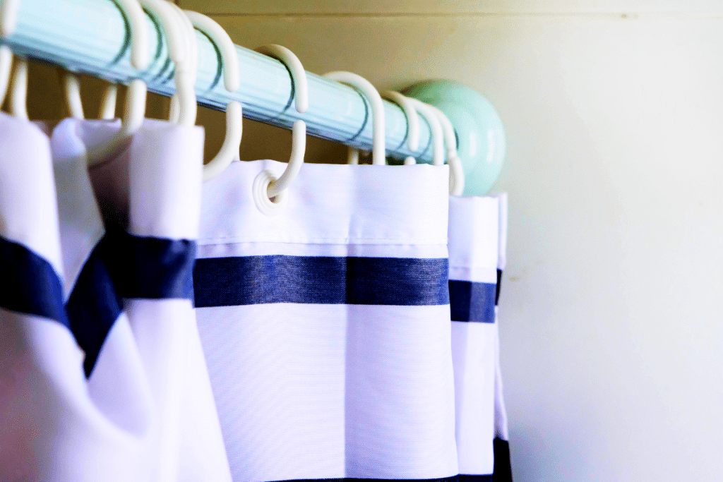 Barre de douche extensible : les meilleures options